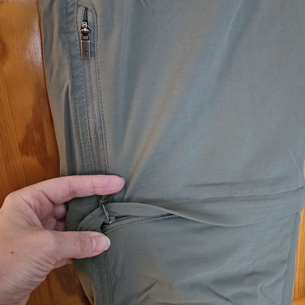 Columbia Olive Omni Shield Convertable Hiking Pants - Picture 4 of 8